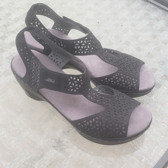 JBU by Jambu Memory Foam Sandals - Picture 2 of 4